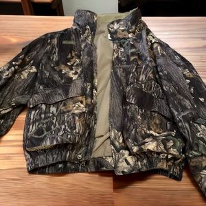 Columbia waterproof, camo hunting coat, Size M, Excellent Condition!
